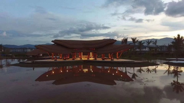 ľ��ľ�݄e��